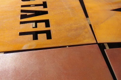 Навигация, таблички из corten стали cortenium